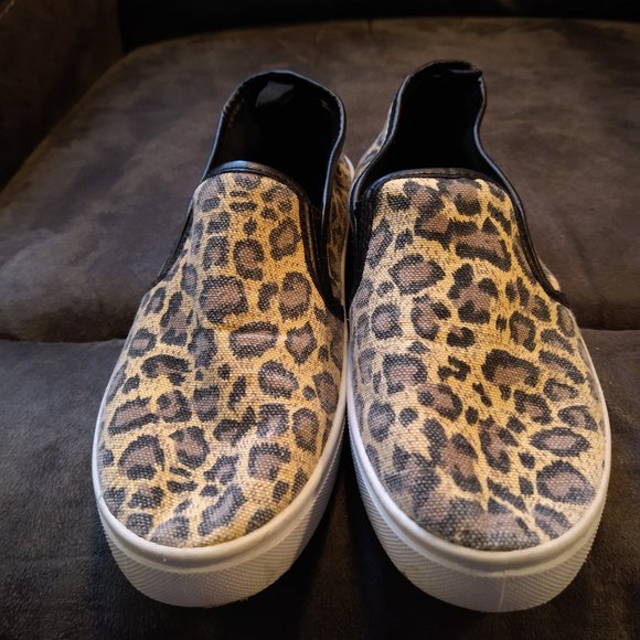 ?? Shoes - LEOPARD PRINT SLIP ON SNEAKERS - SIZE 7 - GOOD CONDITION